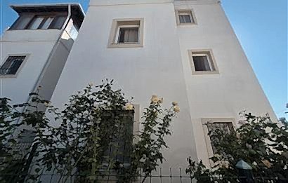 Bodrum Turgutreis'te Satılık 2+1 Bahçe Katı