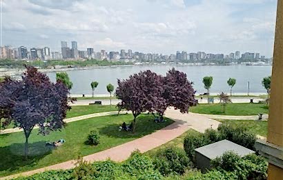 MODA’DA MUHTEŞEM DENIZ VE PARK MANZARALI SATILIK DAİRE